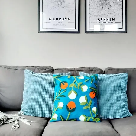 House Of Whales, Con Vistas Al Mar En Caion Cayón