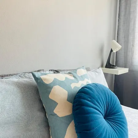 House Of Whales, Con Vistas Al Mar En Caion