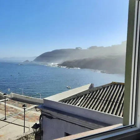 House Of Whales, Con Vistas Al Mar En Caion Apartment *