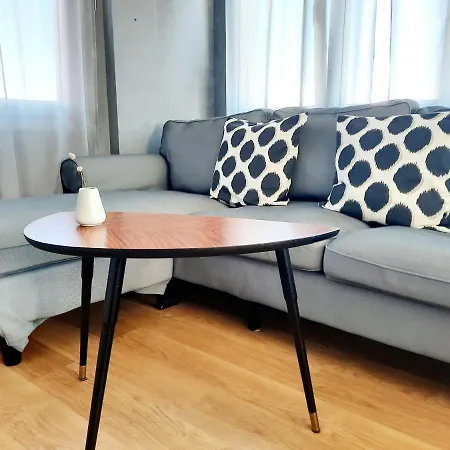 Apartment House Of Whales, Con Vistas Al Mar En Caion