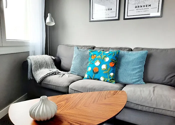 House Of Whales, Con Vistas Al Mar En Caion Cayón