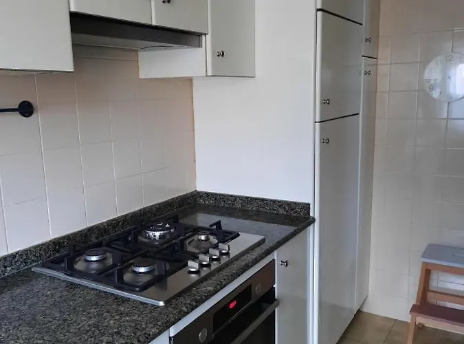 House Of Whales, Con Vistas Al Mar En Caion Διαμέρισμα